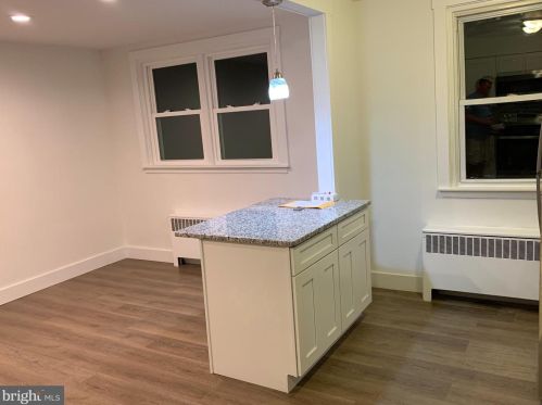 6429 Dorcas St, Philadelphia PA 19111-5405 exterior