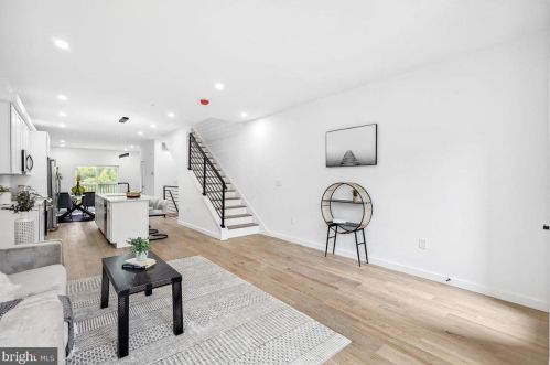 2523 Elvans Rd, Washington DC 20020-3505 exterior