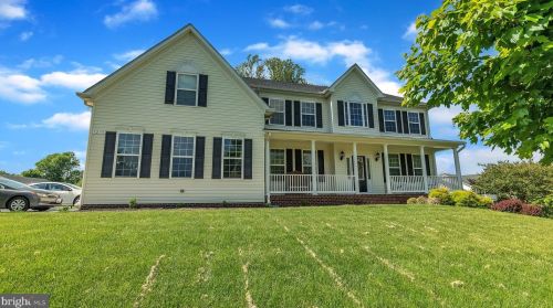 3275 Huntsman Dr, Huntingtown, MD 20639-2327