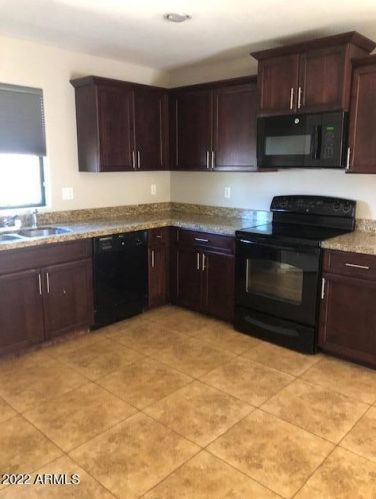 4849 5th Ave, Phoenix AZ  85041-3144 exterior