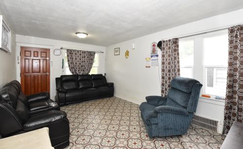 2911 33, Milwaukee WI 53215-3619 exterior