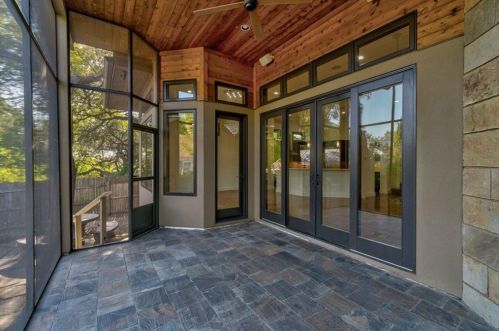 810 Christopher St, Austin TX 78704-1619 exterior