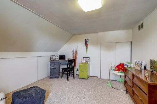 5006 Beloit Rd, Milwaukee WI 53214-5332 exterior