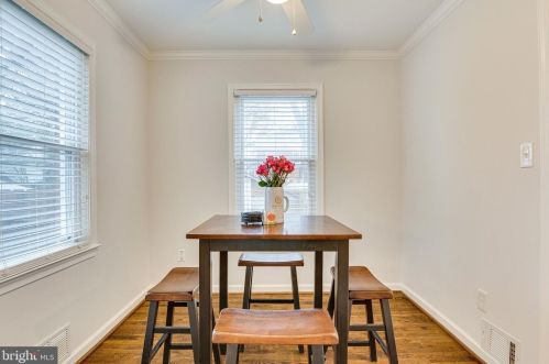 6002 Kings Hwy, Alexandria VA 22303-2219 exterior