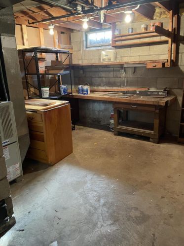 2562 70, Milwaukee WI 53213-1324 exterior