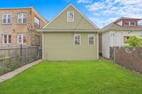 6230 Talman Ave, Chicago IL 60659-4009 exterior