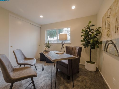 1155 Tilson Dr, Concord CA 94520-4214 exterior