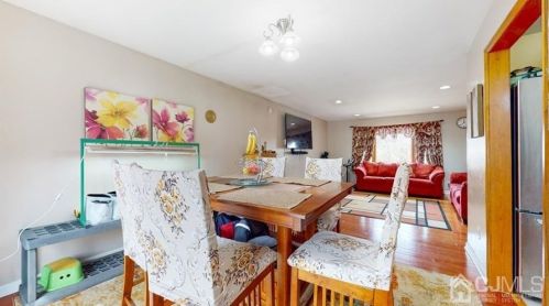 50 Summer St, Edison NJ 08820-2436 exterior