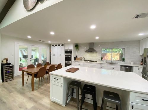 9500 Cedar Crest Dr, Austin TX  78750-2725 exterior