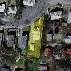 20 Gate Park, Newton MA 02465-1614 aerial view