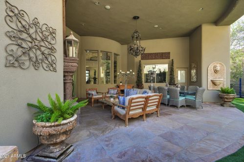 13841 Cyn Dr, Phoenix AZ 85016-2403 exterior