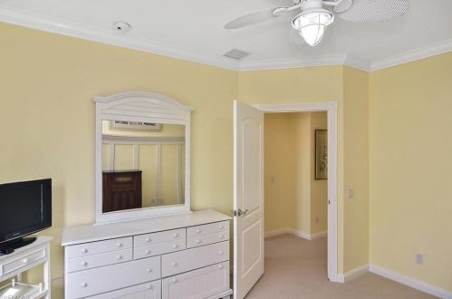 3572 Islandwalk Cir, Naples FL 34119-1613 exterior