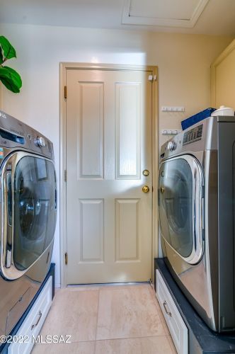 1465 Ram Cyn Dr, Tucson AZ 85737-9295 exterior