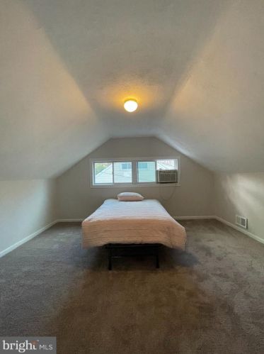 1709 Farragut Ave, Rockville MD  20851-1441 exterior