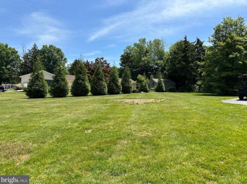 506 Smt Dr, Fallston MD 21047-2615 exterior