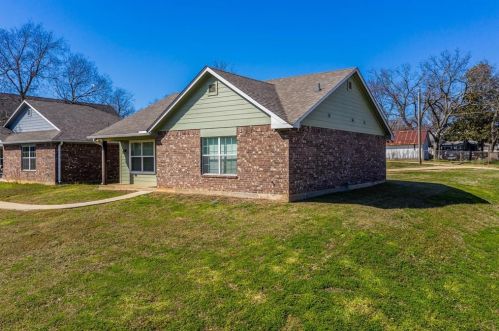 901 Munson St, Denison, TX 75020-5125