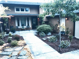 5407 16 Ave, Seattle WA  98106-1538 exterior