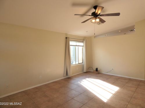 8276 Lost Mountain Rd, Tucson AZ  85747-5743 exterior