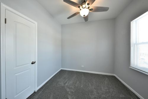 5029 West End Ave, Chicago IL 60644-2156 exterior