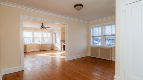 3139 Francisco Ave, Chicago IL 60618-5814 exterior