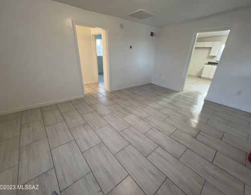 427 29th St, Tucson AZ  85713-2948 exterior