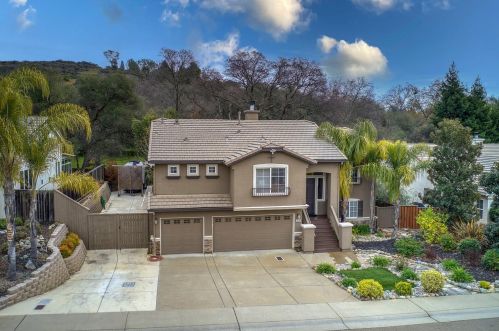 2476 Summer Dr, Folsom, CA 95762-6331