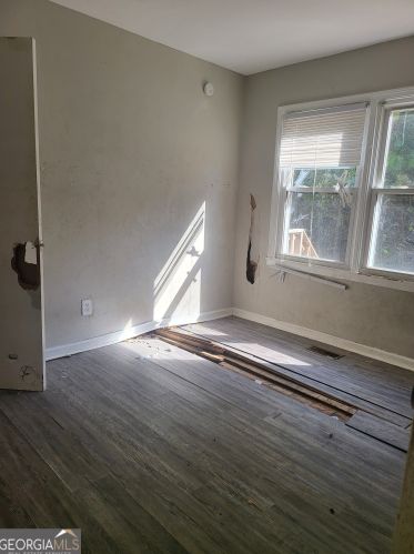 737 Lee Andrews Ave, Atlanta GA 30315-6811 exterior