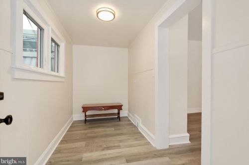 403 Howard St, Riverton NJ 08077-1328 exterior