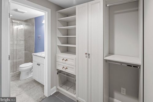 1810 Bainbridge St, Philadelphia PA 19146-1430 exterior