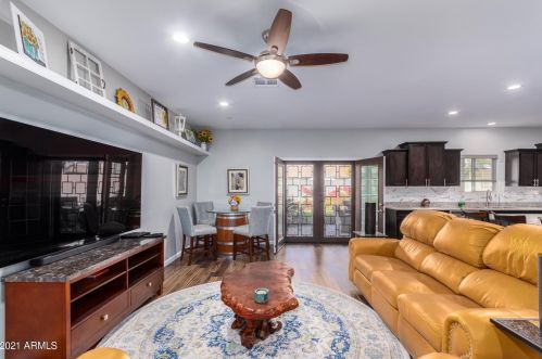 2806 Angela Dr, Phoenix AZ 85032-2049 exterior