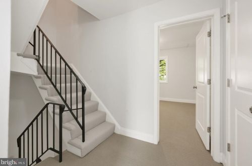 2254 Mt Vw Pl, Washington DC 20020-5219 exterior