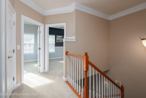 16 Pate Dr, Middletown NJ 07748-1700 exterior