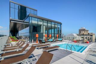 845 State St, Chicago IL  60610-3325 exterior