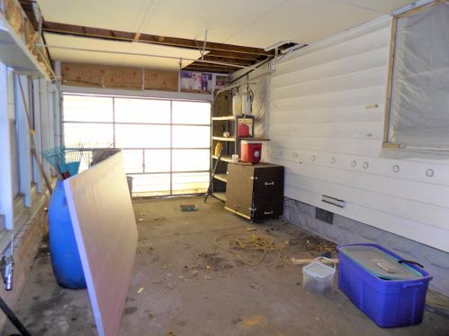 1031 James Ave, Meskegon MI 49442-2135 exterior