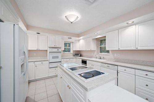 2121 Magnolia St, Pittsburgh PA exterior