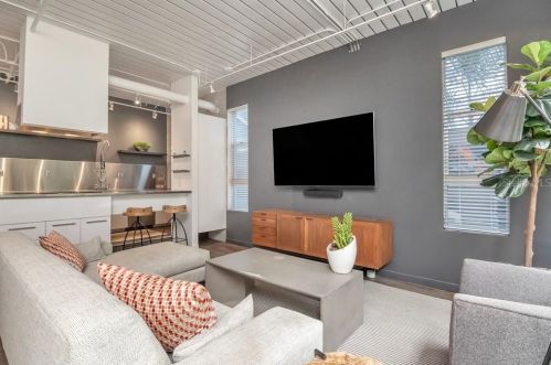 3109 Empedrado St, Tampa FL 33629-7108 exterior