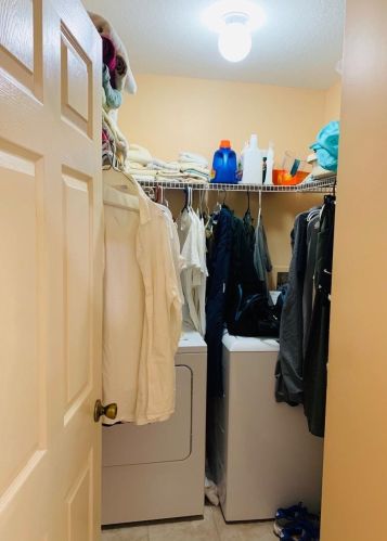 4413 Alsace Ave, Fort Pierce FL 34983-8337 exterior