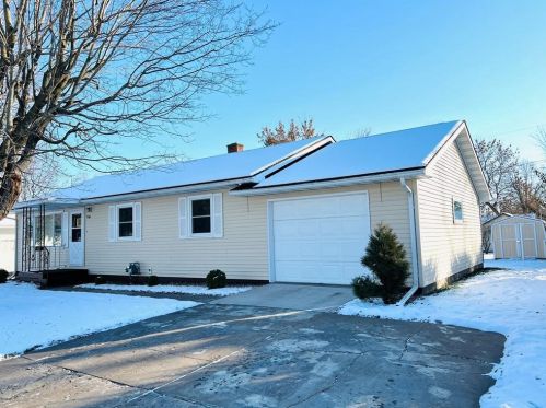 716 Melnora St, Canton, WI 54868-1951