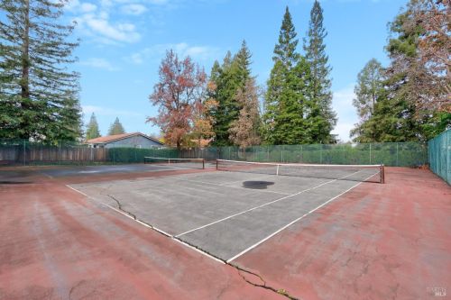 837 Camelback Pl, Concord CA 94523-1230 exterior