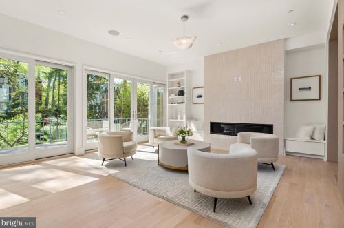 2838 Chesterfield Pl, Washington DC  20008-1015 exterior