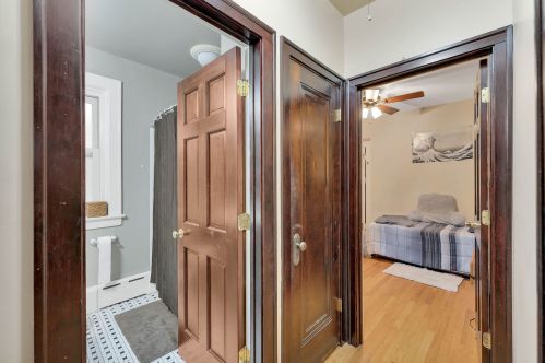 5442 Berteau Ave, Chicago IL 60641-1311 exterior