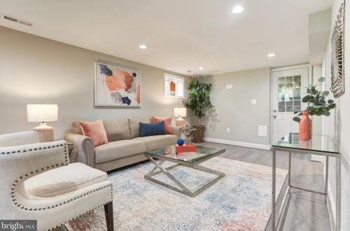 417 Penwood Rd, Silver Spring MD  20901-2718 exterior