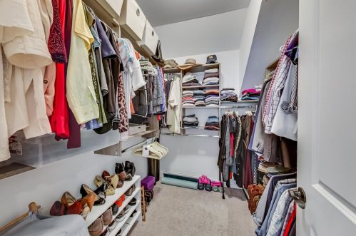 3216 Albany Ave, Chicago IL 60618-5702 exterior