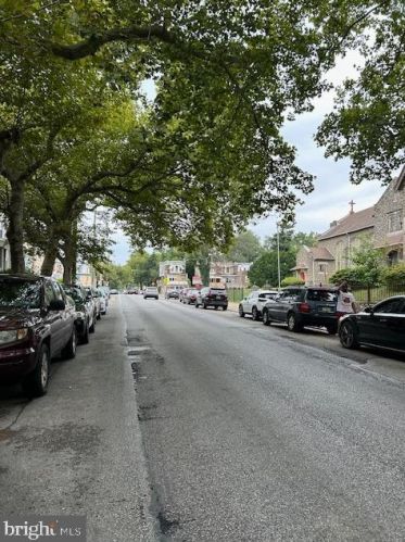 6312 Limekiln Pike, Philadelphia PA 19138-3022 exterior