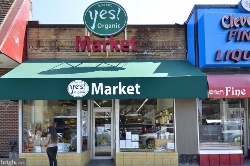 3800 39th St, Washington DC 20016-2833 exterior