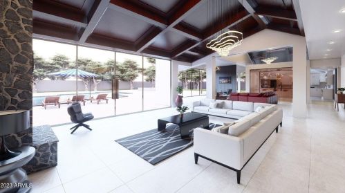 5801 30th St, Phoenix AZ  85016-2401 exterior