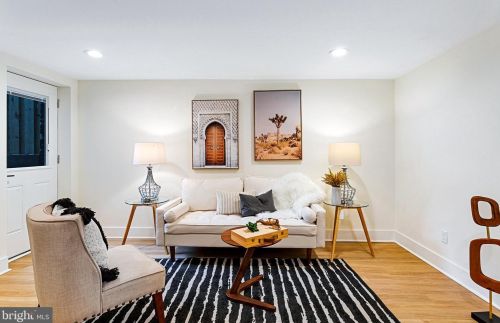 302 Rhode Is Ave, Washington DC 20001-1827 exterior