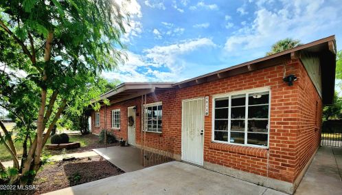 4814 Helen St, Tucson, AZ 85712-4718