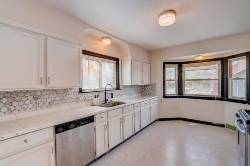 4503 65th St, Milwaukee WI  53218-5508 exterior