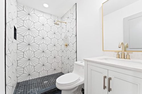 248 Holderness St, Atlanta GA  30314-3013 exterior